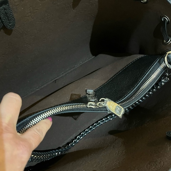 LV handbag - Picture 11 of 11